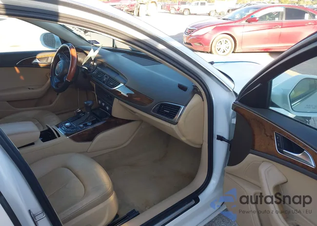 WAUGGAFC2CN065647: 43485928