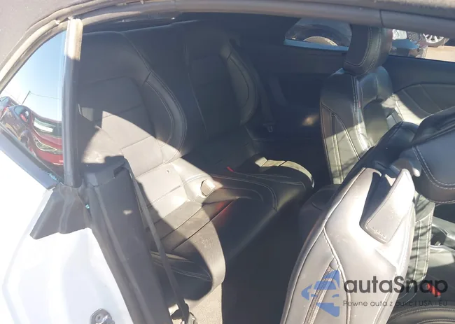 1FAGP8UH3R5126559: 43485976