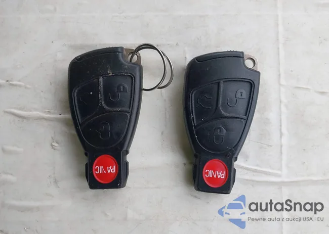 WDBUF70J05A669046: 43485975