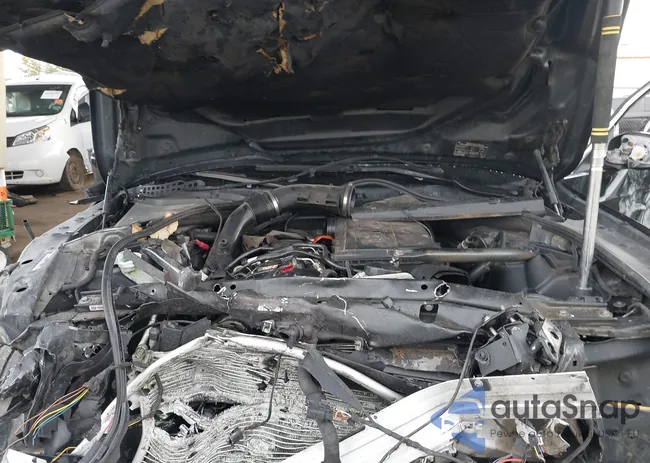 WBAFR7C51DC820153: 43485172