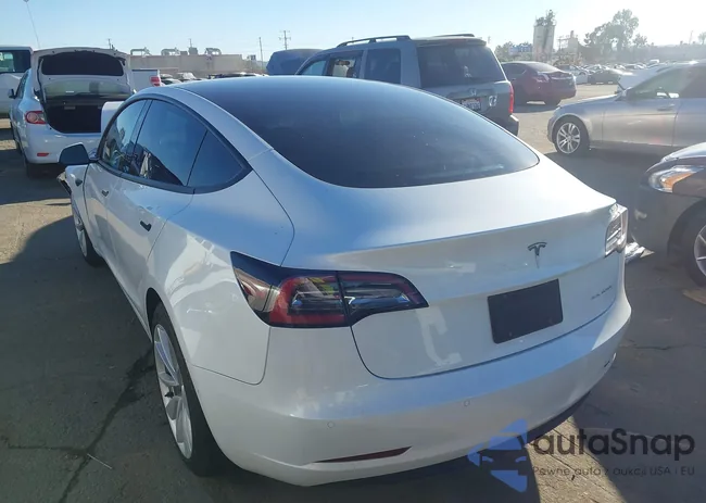 5YJ3E1EB1MF079586: 43485206