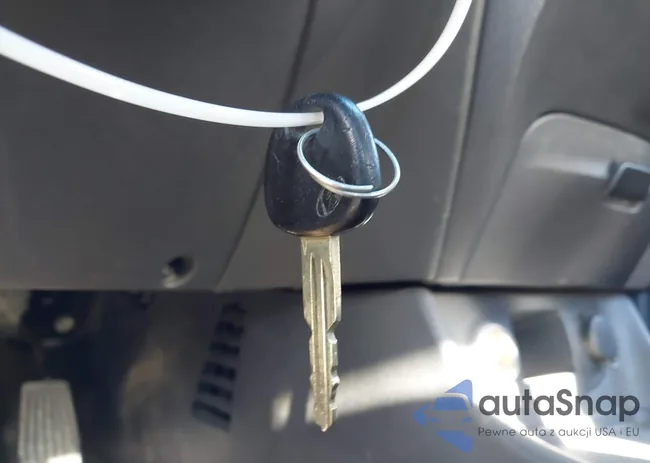 KMHCM3AC5BU192096: 43485407