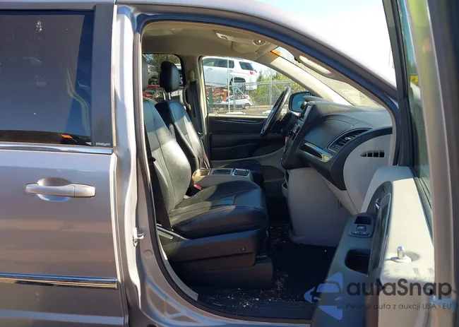 2C4RC1BG8ER252123: 43486502