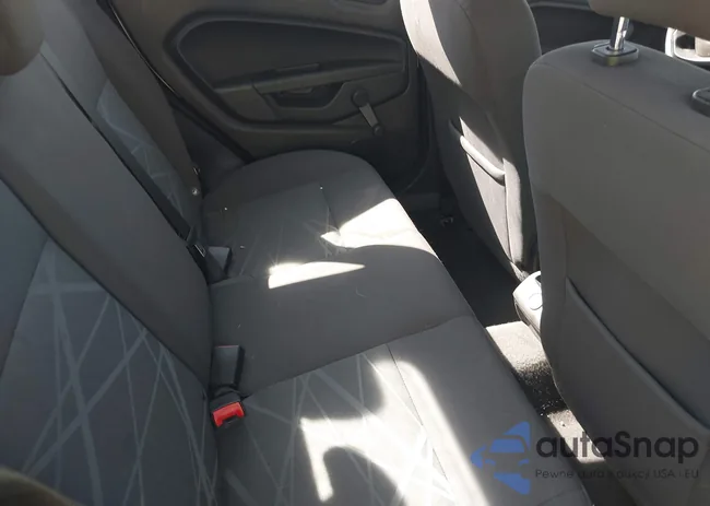 3FADP4AJ2FM139568: 43486744