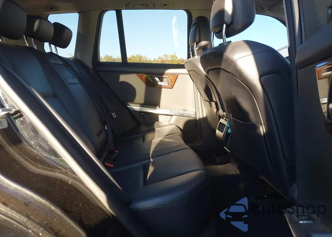 WDCGG8JB1DG064225: 43486754