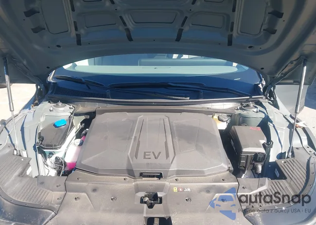 7YAKN4DA9SY013704: 43486798