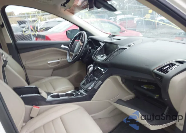 1FMCU9J9XEUB91165: 43486851