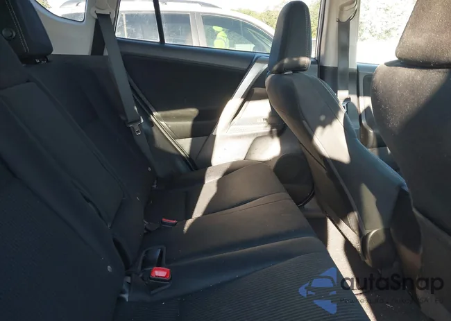 2T3RFREV2EW215137: 43487538