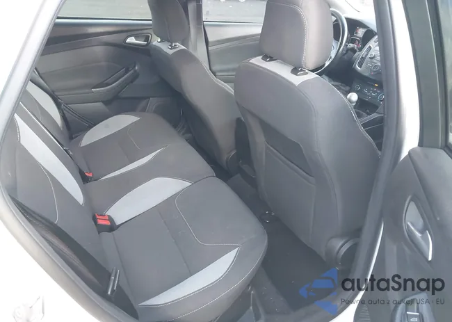 1FADP3L96HL289779: 43487906