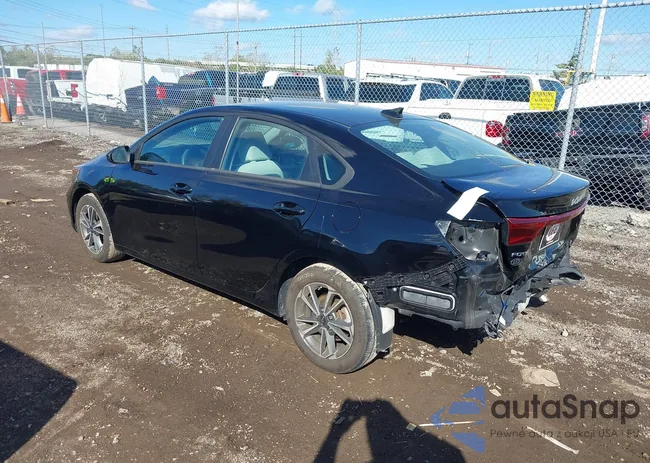 3KPF24AD5NE438783: 43488022