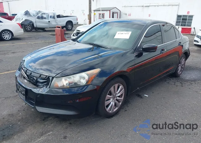 1HGCP2F8XBA028789: 43487151