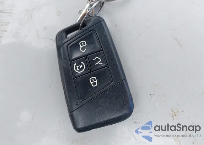 3VV4B7AX7NM084792: 43487173