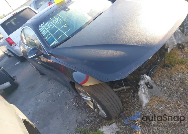 WBA4W3C54KAF92752: 43487208