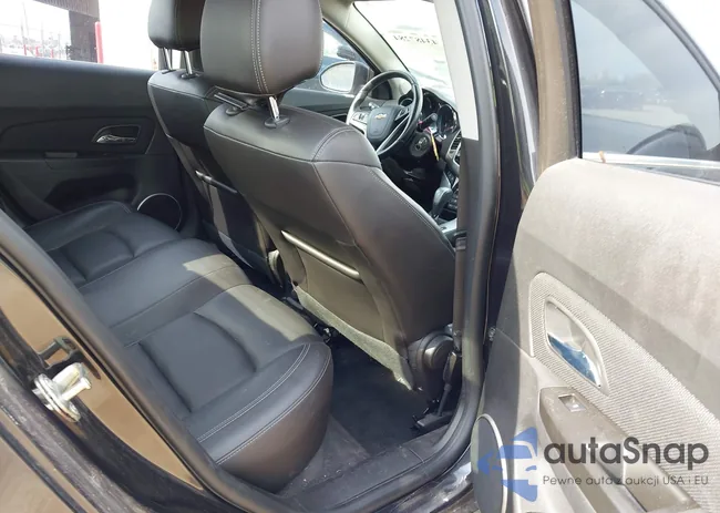 1G1PE5SB9E7332067: 43487284