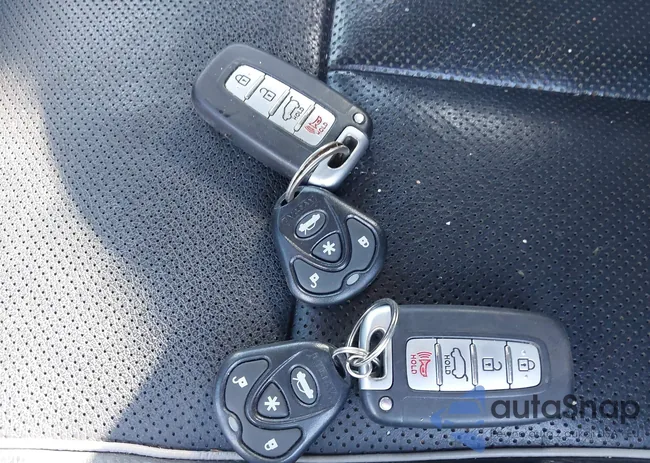 KMHTC6AE2FU239676: 43487366