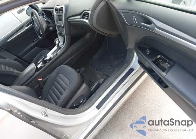 3FA6P0LU3GR285698: 43488476