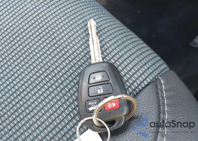 2T1BURHE5EC117152: 43488858