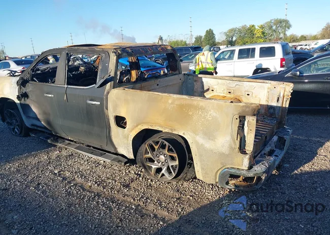 1GTUUDED8SZ277261: 43488262