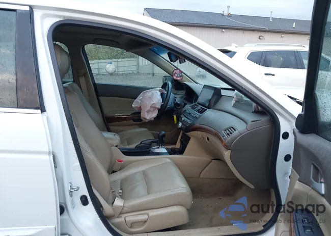 1HGCP2F83AA162994: 43488291