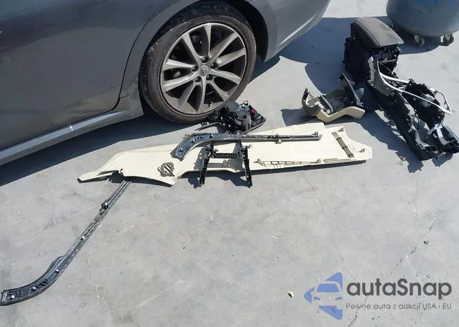 3FA6P0LU7DR273064: 43488305