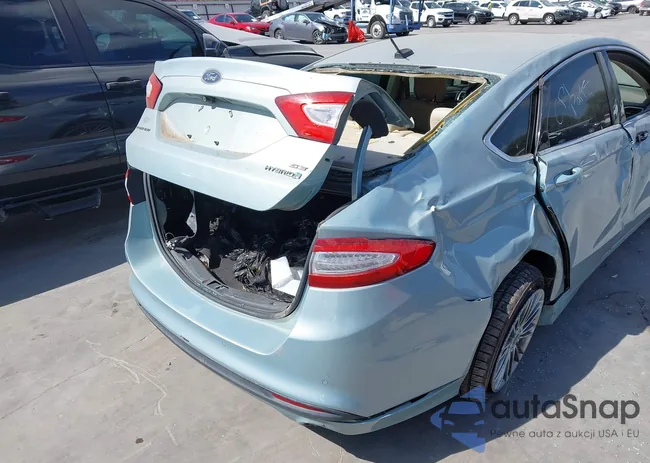 3FA6P0LU7DR273064: 43488305