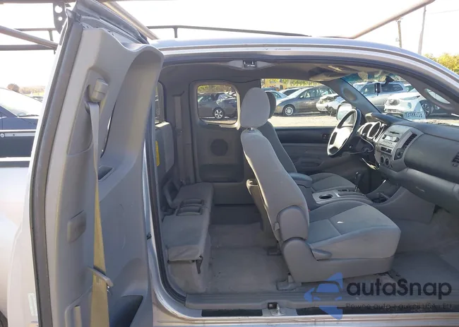 5TETX22N88Z498232: 43488323