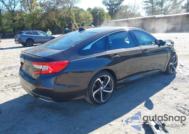 1HGCV1F16JA158652: 43489512