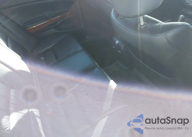 1HGCP2F84BA043952: 43489535