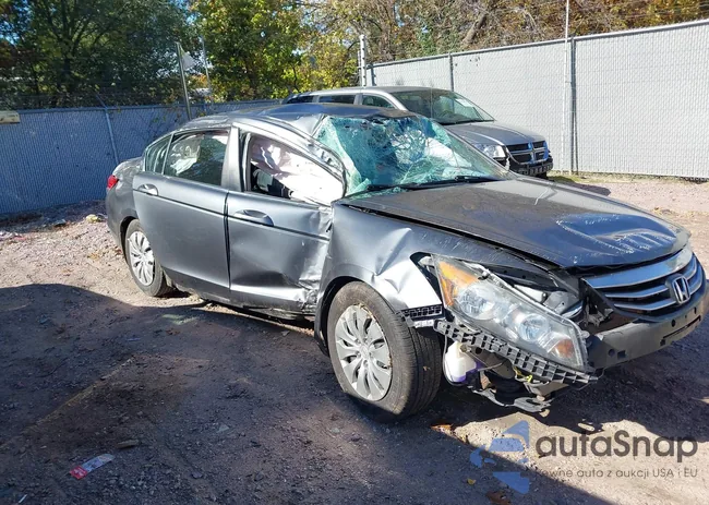 1HGCP2E34BA085253: 43489548