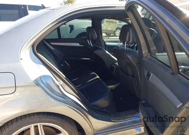 WDDGF8AB8DR246667: 43489656