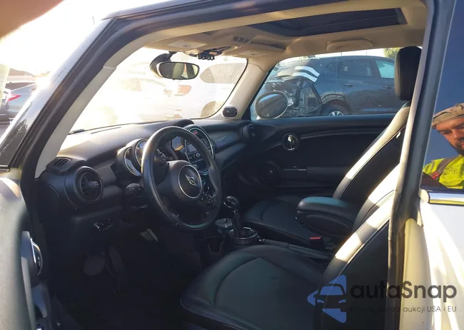 WMWXM5C57ET933968: 43489867