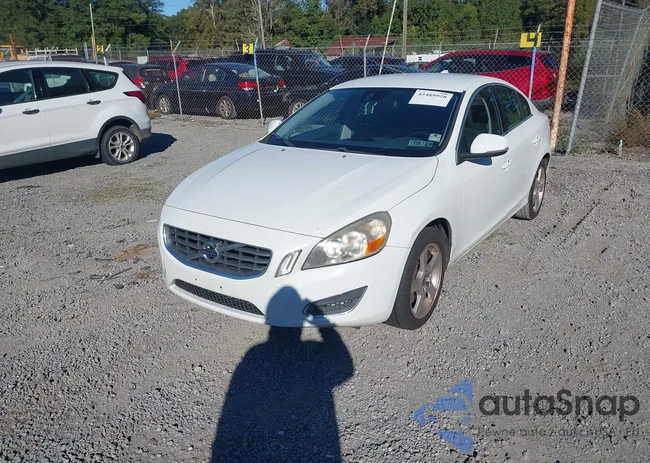 YV1622FS8C2045697: 43489928