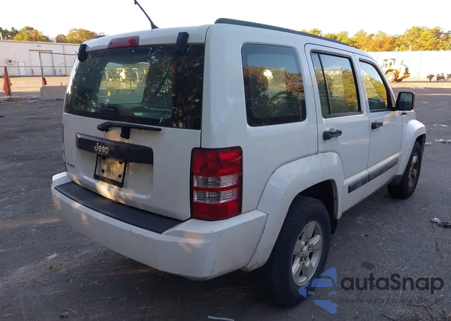 1C4PJMAK6CW165586: 43489948