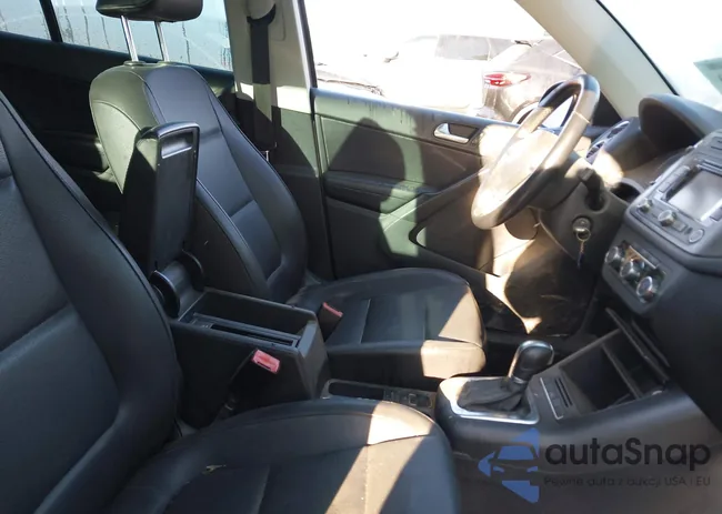 WVGAV7AX3BW512292: 43489060