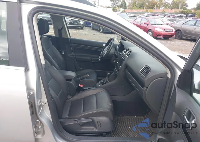 3VWML7AJ1EM628675: 43489176