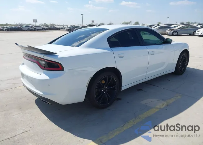 2C3CDXBG0GH122601: 43489390