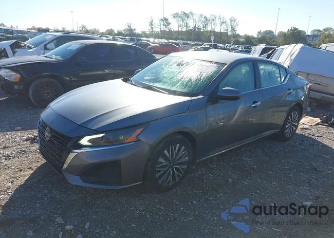 1N4BL4DV2PN339245: 43489436