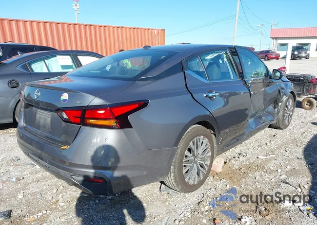 1N4BL4DV2PN339245: 43489436