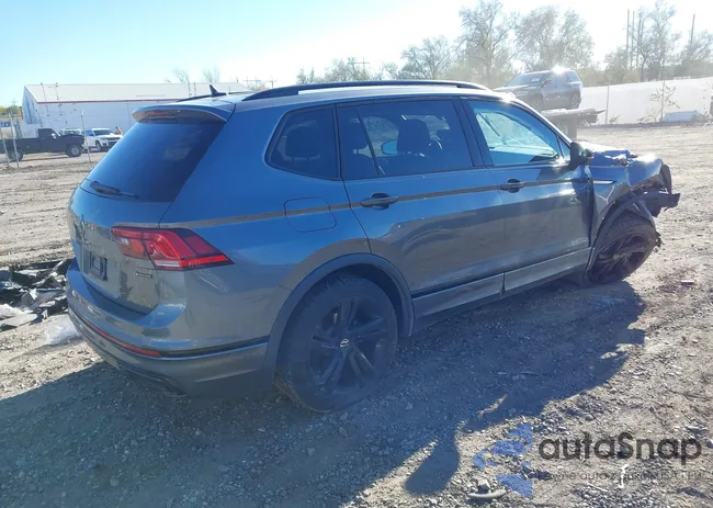 3VV8B7AX9PM068226: 43490540