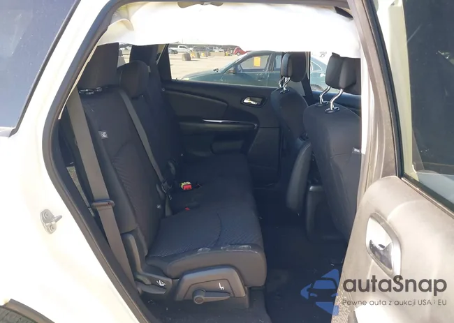 3C4PDCABXJT386032: 43490548