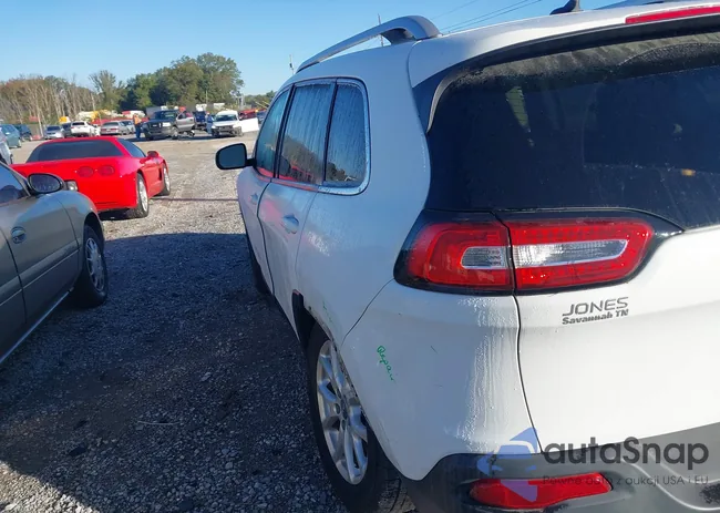 1C4PJLCB7FW539649: 43490598