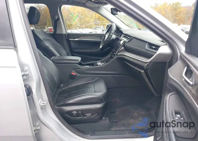 1C4RJKBG1N8617197: 43490603