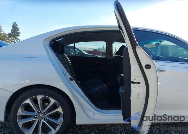 1HGCR2F5XDA278794: 43490947