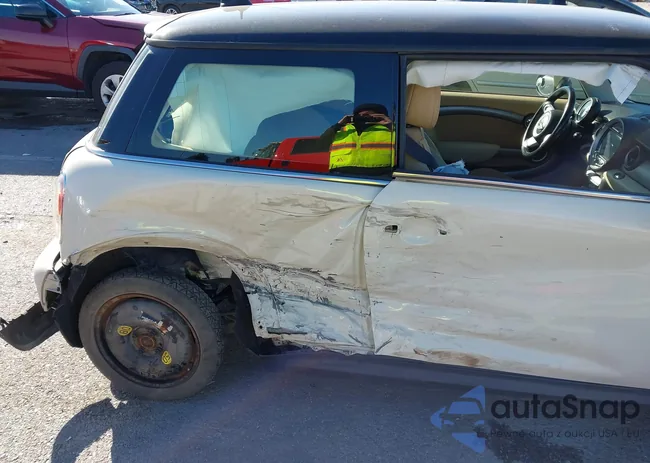 WMWMF33519TW79049: 43490998