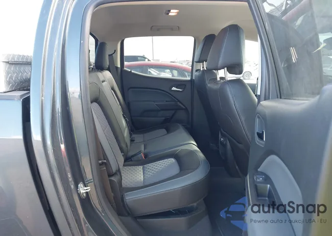 1GCGTDENXK1358205: 43490192