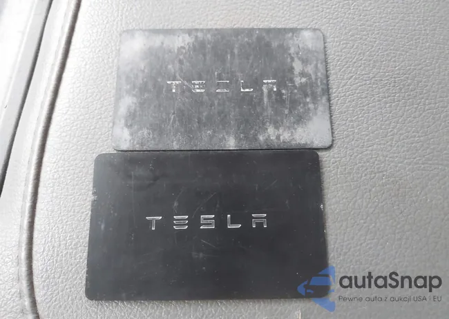 5YJ3E1EC9PF559484: 43490288