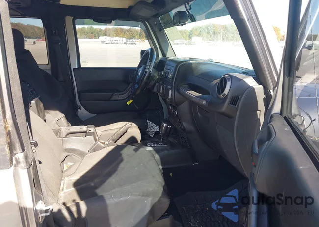 1C4AJWAG6GL344277: 43491684