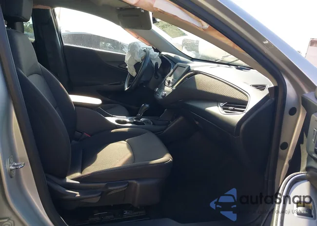 1G1ZD5ST5JF109674: 43492002