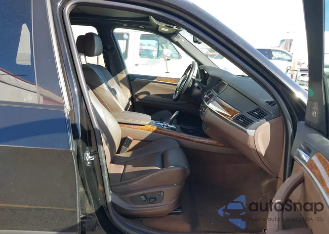 5UXFE83558LZ47576: 43492531