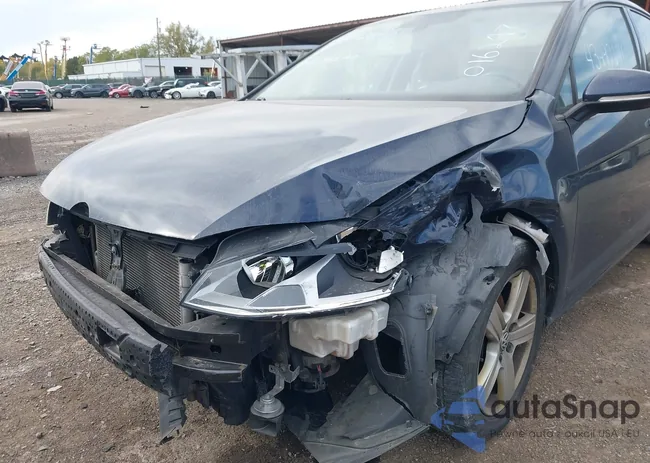 3VW217AU5HM016247: 43492646